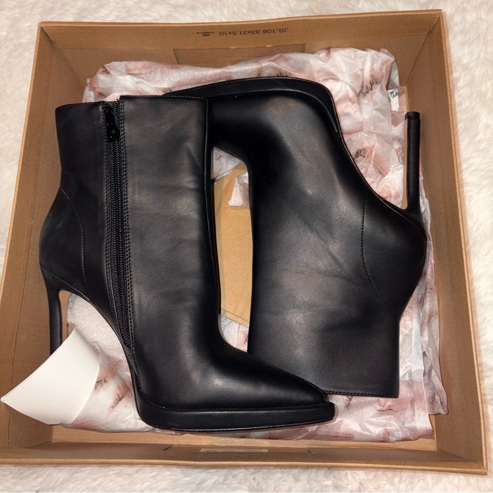 Jessica Simpson Black Ankle Booties Heels